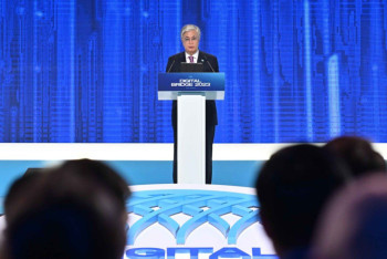 Фотография к новости: Президент Казахстана заявил о необходимости поиска баланса между технологическим прогрессом и коллективной безопасностью