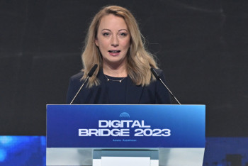 SpaceX предлагает провести интернет в сёла Казахстана через спутники Starlink