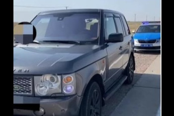 Работник автомойки в Таразе угнал Range Rover