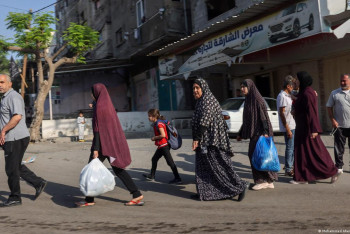 Тысячи людей покидают Газу, опасаясь наземной операции Израиля