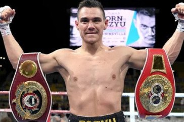 Фотография к новости: Фанат Головкина с титулом чемпиона мира выбрал следующего соперника