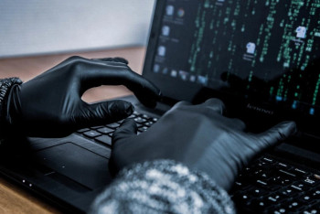 Фотография к новости: Более миллиарда тенге отдали интернет-мошенникам жители Костанайской области