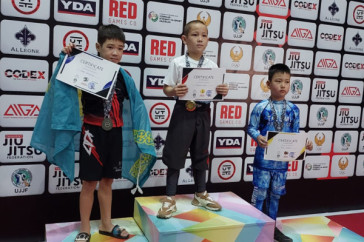 Фотография к новости: Семилетний грэпплер из Актобе выиграл серебро чемпионата Азии в Ташкенте