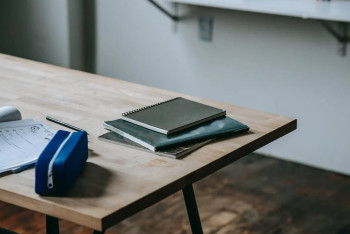 В построенной в 2019 году актюбинской школе протекает крыша