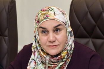 Фотография к новости: Съезд религиозных лидеров ставит перед собой более серьезные цели, чем раньше - Захра Рашид Бейги