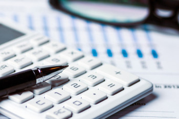 Налоговую базу данных юрлиц РК продают на OLX