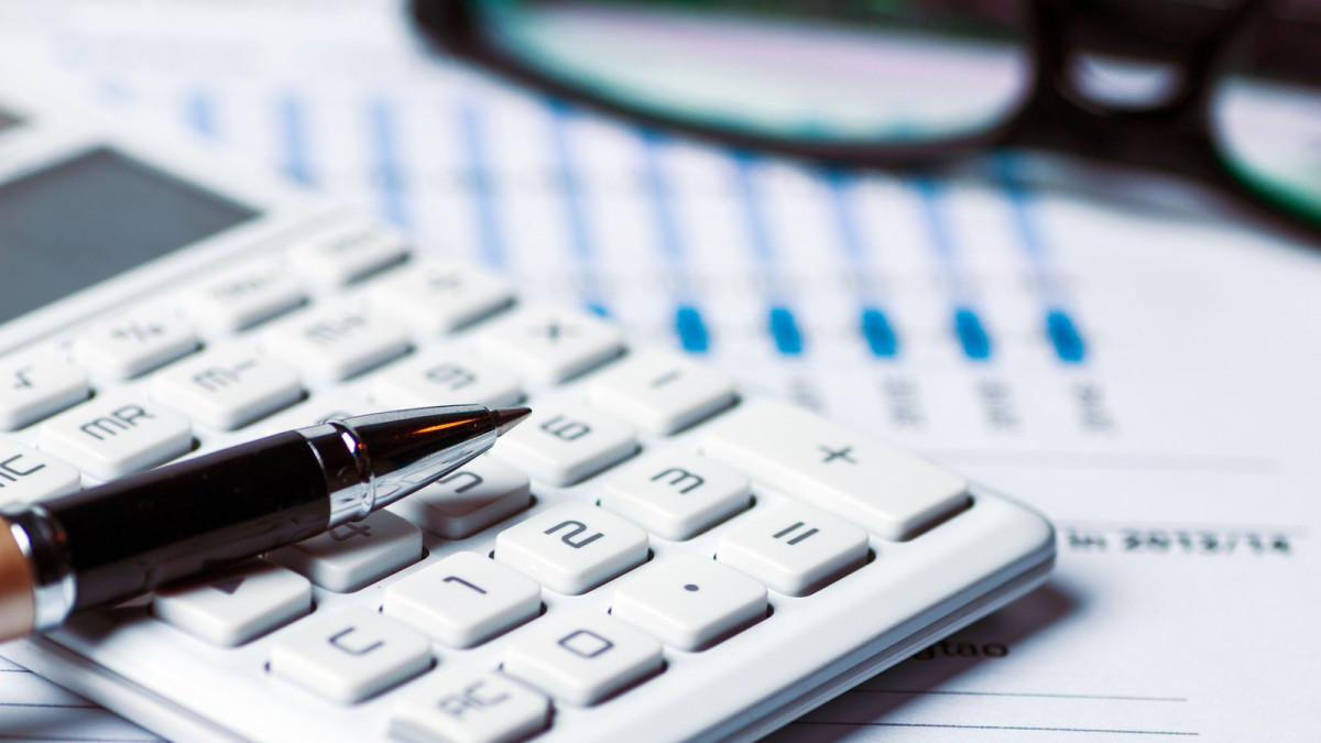 Налоговую базу данных юрлиц РК продают на OLX