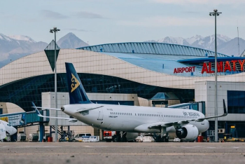 Аналитики рассказали, что могло бы снизить цены на авиабилеты в Казахстане