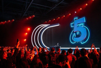 Фотография к новости: Digital Bridge 2023: 30 тысяч участников из 30 стран - диалог о гармонии человеческого и искусственного интеллекта