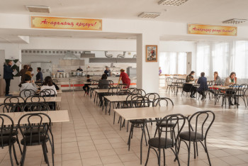 Фотография к новости: Так кормят бомжей - предприниматели об идее комбинатов школьного питания