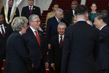 Фотография к новости: Токаев прибыл на официальный приём председателя КНР Си Цзиньпина