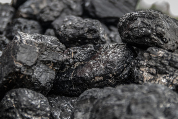 Фотография к новости: Запрет на вывоз угля автотранспортом хотят продлить в Казахстане