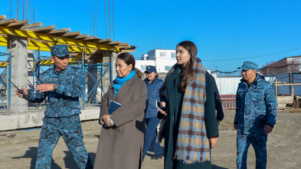 Правозащитники, сотрудники прокуратуры и журналисты посетили колонию в Астане