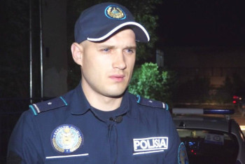 Фотография к новости: Упавшую с моста в реку женщину спас полицейский в Петропавловске