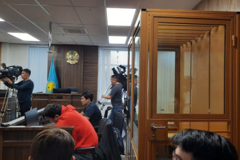 Фотография к новости: Бил, издевался и снимал на видео: в Астане судят студента медунивера за истязание пациентов хосписа