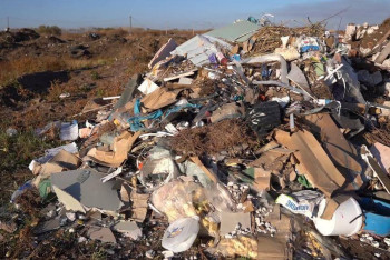 На 1,6 миллиарда тенге "насорили" казахстанцы в этом году