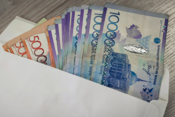 Фотография к новости: Бизнесу увеличат взносы в ЕНПФ: останутся ли зарплаты казахстанцев белыми