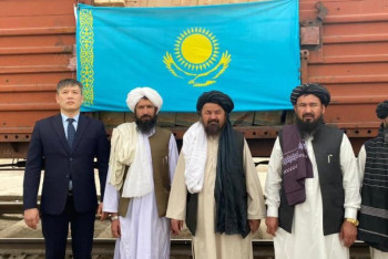 Фотография к новости: Казахстанская гуманитарная помощь прибыла в афганскую провинцию Балх