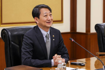 Автомобильная отрасль Казахстана станет примером - министр торговли Кореи о строящемся заводе KIA