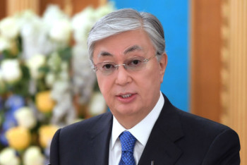 Фотография к новости: Токаев поздравил казахстанцев с Днём Республики