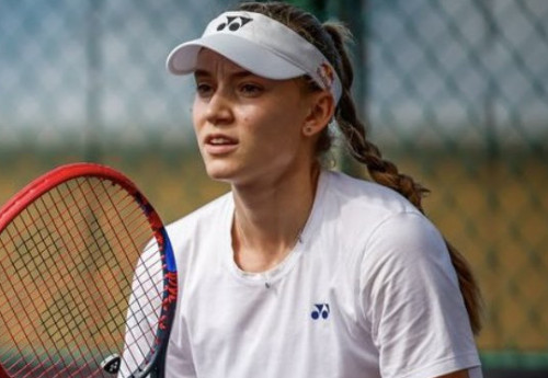 Фотография к новости: Рыбакина провела первую тренировку в Мексике перед итоговым турниром WTA