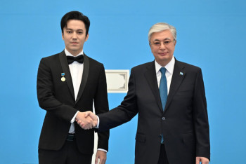 Фотография к новости: От пятилетнего вундеркинда до народного артиста: трогательным видео поблагодарил президента Димаш Кудайберген