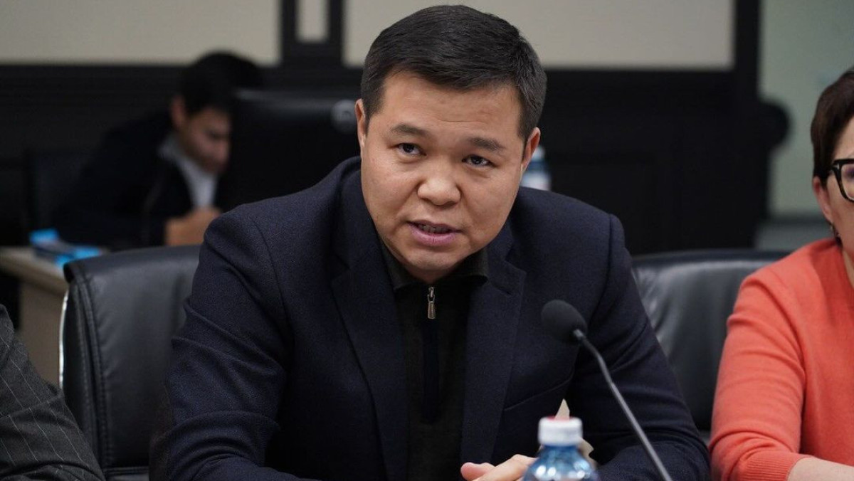 instagram.com/kassymbayevmeirkhat