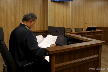 В Косшы осудили двух чиновников за присвоение 190 миллионов тенге