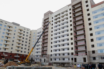 30 жилых комплексов достроят до конца 2023 года в Астане - аким