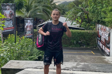 Фотография к новости: Казахстанка за несколько секунд побила бойца ММА