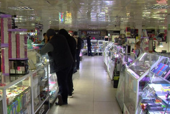 Фальшивую продукцию Apple изъяли и уничтожили в Казахстане