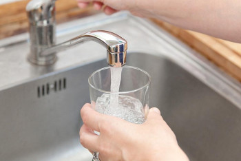 Фотография к новости: На неприятный запах и привкус воды из крана жалуются экибастузцы