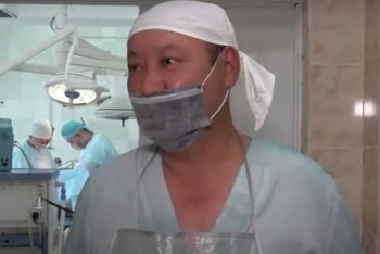 Фотография к новости: Хирург-онколог из ЗКО усовершенствовал операции на органах пищеварения