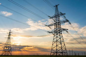 Жители нескольких улиц Караганды остались без электричества