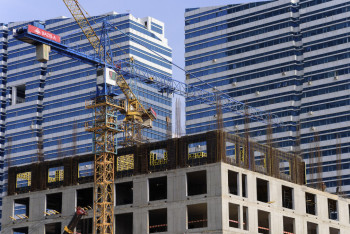 Фотография к новости: Льготная ипотека в Казахстане: кому займы на покупку жилья приносят доход и убытки