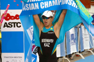 Фотография к новости: Двое казахстанцев стали чемпионами Азии по триатлону