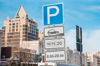 Сколько денег собрано с водителей Астаны за платные парковки