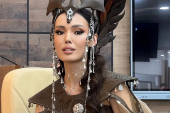 Фотография к новости: Мисс Вселенная: Томирис Заир из Казахстана покоряет жюри конкурса