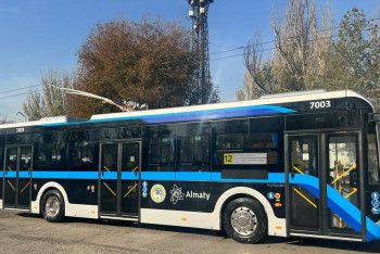 Фотография к новости: В Алматы впервые за 11 лет закупили новые троллейбусы