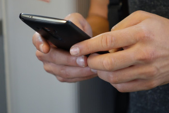 Фотография к новости: В Минтруда опровергли информацию о выплатах за НДС