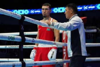 Фотография к новости: Сенсацией завершился бой призёра чемпионата мира по боксу из Казахстана