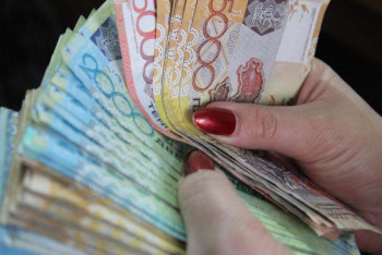 Фотография к новости: Более 11 млн тенге похитили у пенсионера две пожилые помощницы в Карагандинской области