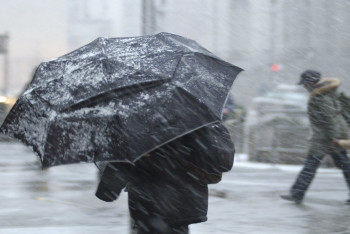 Фотография к новости: Штормовой ветер будет бушевать ещё три дня в Казахстане