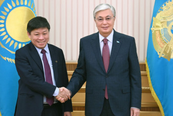 Фотография к новости: Токаев принял председателя правления SOVICO Group