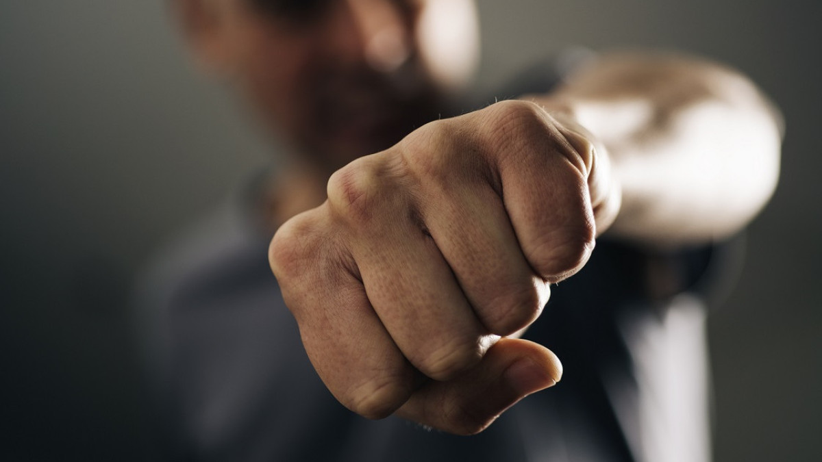 На 10 суток арестовали семейного дебошира в Кокшетау