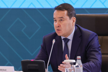 Фотография к новости: До 2029 года Казахстан планирует привлечь не менее 150 млрд долларов иностранных инвестиций — Смаилов