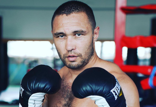 Фотография к новости: Экс-чемпион мира из Казахстана проиграл талантливому доминиканцу на вечере бокса Бенавидес — Андраде