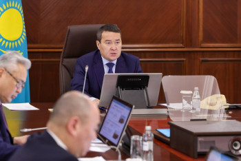 Более 19 тысяч жалоб на автомобильные дороги поступило в госорганы - Смаилов