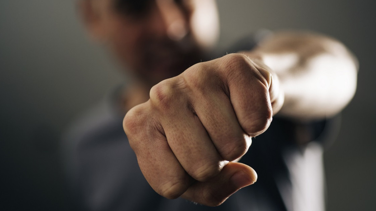 После "воспитательных работ" родителями школьницу госпитализировали в СКО