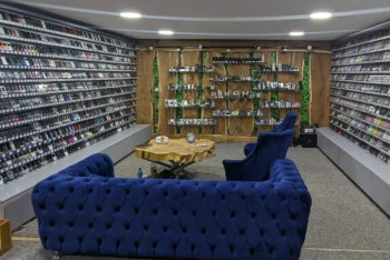 Житель Румынии собрал почти 3,5 тысячи телефонов и побил мировой рекорд